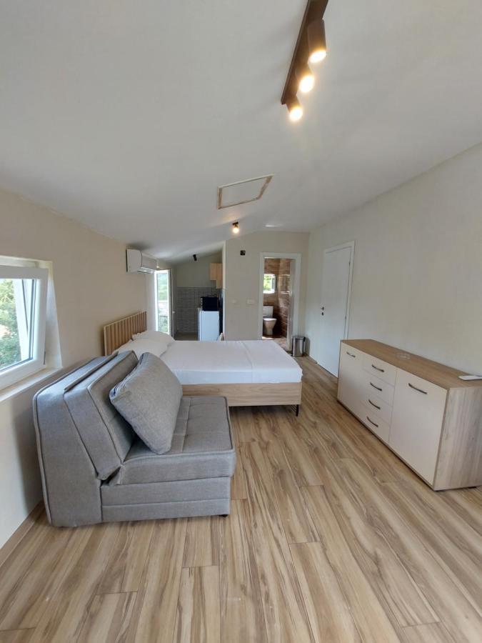 Superb Apartments 비르파자르 외부 사진
